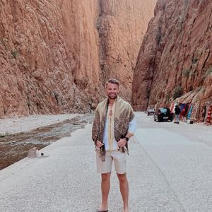 Meet your Posher, Josh